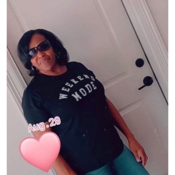 Meet your Posher, Paula - Picture 1 of 1